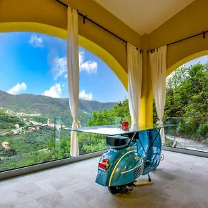 Apartment Vespa, Moneglia